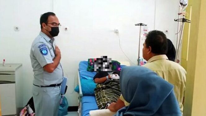 
					Kunjungi Pasien Luka luka RS, Kepala Jasa Raharja Perwakilan Sukabumi Pastikan Pelayanan Prima