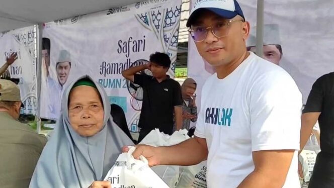 
					Safari Ramadhan BUMN 2023 PT jasa Raharja Salurkan Seribu Paket Sembako Untuk Warga Kecamatan Cibitung