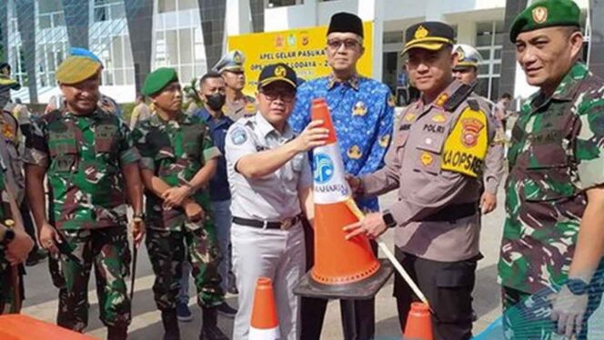 
					Jasa Raharja Cirebon Serahkan Sarana Pencegahan Kecelakaan