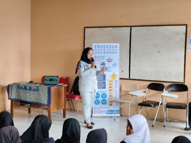 
					Jasa Raharja Bekasi Tanamkan Kesadaran Keselamatan Berkendara Kepada Pelajar di Yayasan Hudal Islam Arsyadiyah