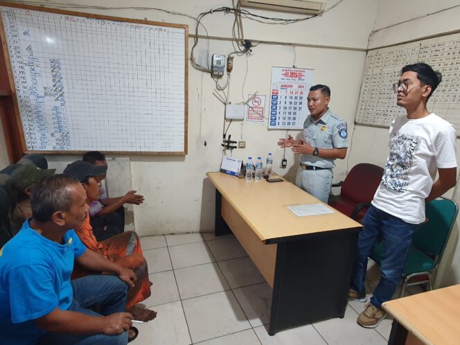 
					Tingkatkan Keamanan Transportasi Umum, JR Jabar Sampaikan SAFETY TALK untuk Pengemudi, Kru & Teknisi Bus Pada Kegiatan CRM (Customer Relationship Management)