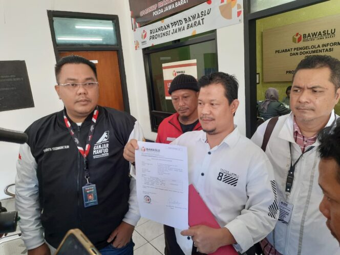 
					TPN Ganjar-Mahfud Laporkan KPU Kabupaten Cirebon ke Bawaslu Jabar, Duga Ada Pelanggaran UU Pemilu