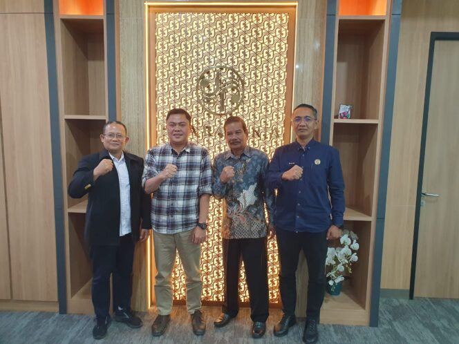 
					Jasa Raharja dan Organda Provinsi Jabar Lakukan Konsolidasi Data Angkutan Penumpang Umum menjelang Persiapan Angkutan Lebaran 2024