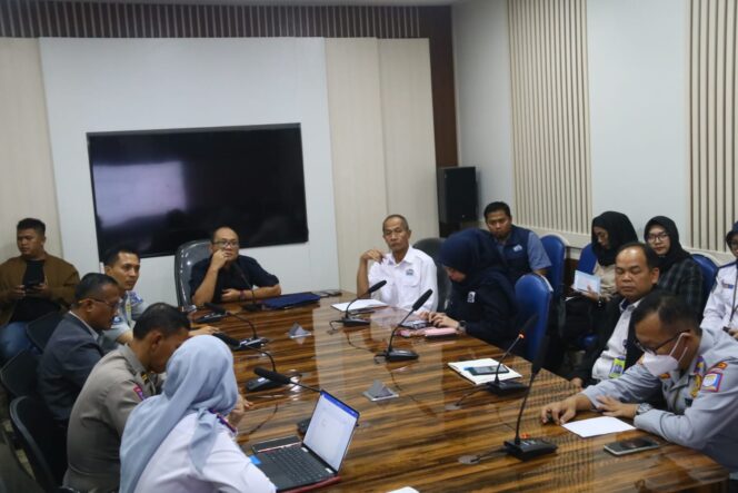 
					Jasa Raharja Jawa Barat Turut Dalam Rapat Persiapan Mudik Gratis 2024 Bersama dengan Pemrov Jabar dan juga Dishub Jabar
