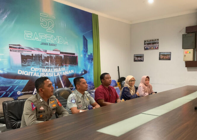 
					Samsat Rancaekek Melaksanakan Rapat Persiapan Kegiatan Pemeriksaan Pajak Kendaraan Bermotor Bulan Juni Tahun 2024
