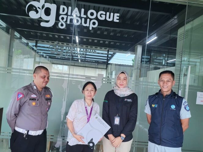 
					Tim Pembina Samsat Kota Cimahi Lakukan Kunjungan ke Dialogue Group untuk Sosialisasi Pajak Kendaraan Bermotor dan SWDKLLJ