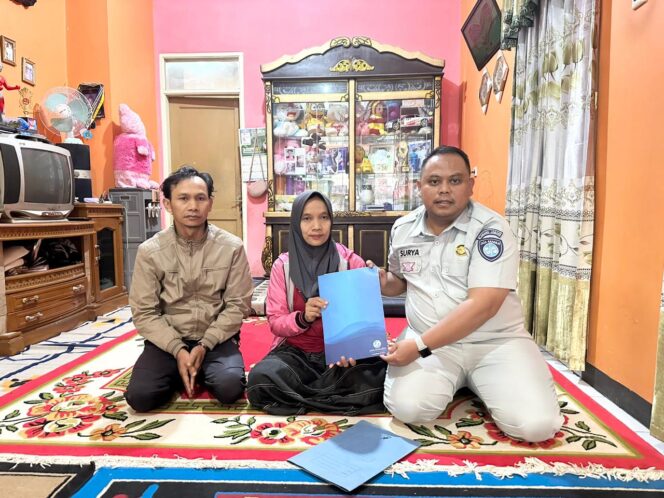 
					Jasa Raharja Jawa Barat Gerak Cepat Serahkan Santunan Korban Laka Di Kecamatan Kadungora Kabupaten Garut