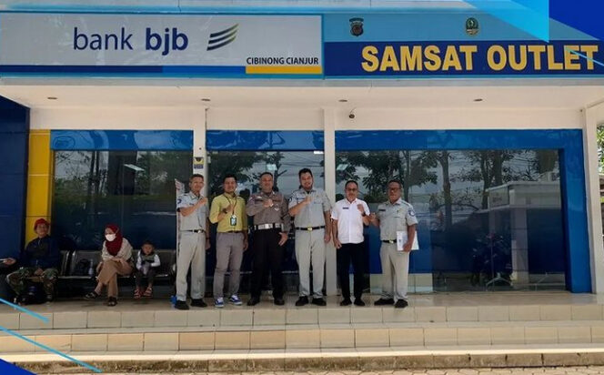 
					Kunjungan Kepala Perwakilan Jasa Raharja Sukabumi ke Samsat Outlet Cibinong