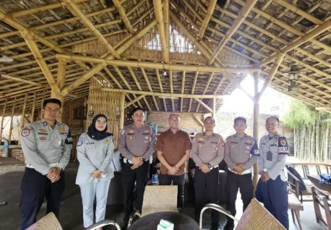 
					Jasa Raharja Bersama Tim FKLL Kabupaten Bandung Optimalkan Pencegahan Laka Lantas di Wilayah Nagreg