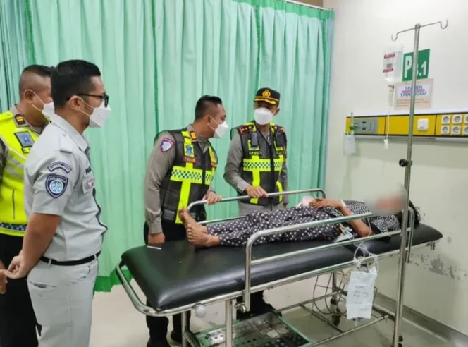 
					Jasa Raharja Jamin Seluruh Penumpang Minibus yang Mengalami Kecelakaan di Tol Pasuruan-Probolinggo