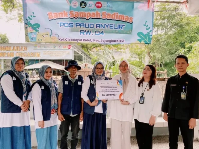 
					PT Jasa Raharja Dukung Program Pengelolaan Bank Sampah yang Berkelanjutan di Kecamatan Cibaduyut Kota Bandung