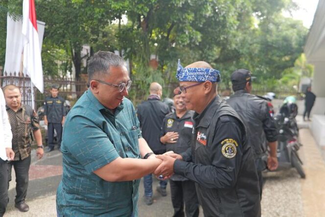 
					KSBI Tumpahkan Dukungan Untuk Paslon HD