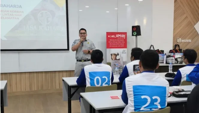 
					Jasa Raharja dan Daya Adira Motora Adakan Training Safety Riding dan Sosialisasikan JR Safety Road