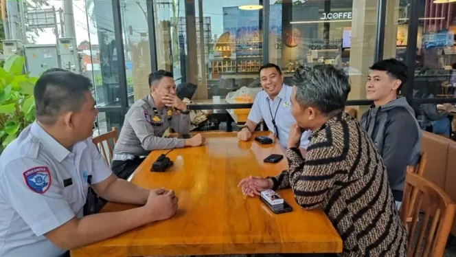 
					Jasa Raharja Cabang Purwakarta Melaksanakan Giat Forum Komunikasi Lalu Lintas (FKLL)