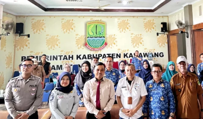 
					Jasa Raharja Sampaikan Peran Penting SWDKLLJ dalam Sosialisasi Opsen PKB dan BBNKB di Kantor Kecamatan Karawang Timur