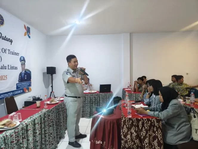 
					Jasa Raharja Cabang Cirebon Gelar Pengajar Peduli Keselamatan Lalu Lintas (PPKL) Bersama 5 SMAN Kab Cirebon