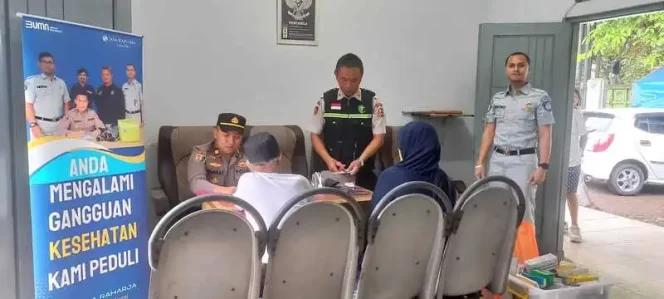 
					Jasa Raharja Sukabumi Gelar Aksi Pengobatan Gratis Di Po Damri