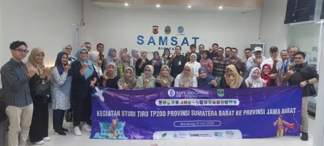 
					Bank Indonesia Provinsi Sumatera Barat dan Sosialisasi Layanan Samsat Berbasis Digital di Kantor Samsat Digital Leuwi Panjang
