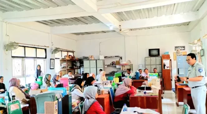 
					Upaya Keselamatan Lalu Lintas, Jasa Raharja Cabang Cirebon Gelar Pengajar Peduli Keselamatan Lalu Lintas (PPKL) Di SMK Ulil Albab Kab Cirebon