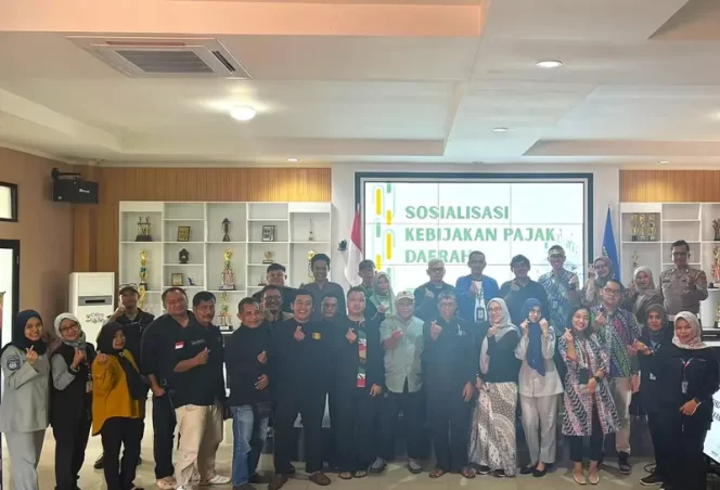 
					Samsat Kota Bogor melakukan Kegiatan Sosialisasi Kebijakan Pajak Daerah di Kantor Kecamatan Tanah Sareal Kota Bogor