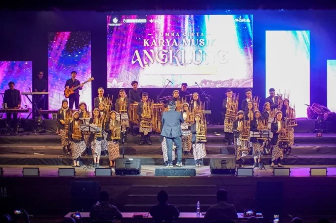 
					Megah, Komunitas SORA Gelar Pentas Angklung Semangat Kebangsaan