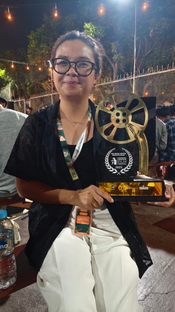 
					Dara Bunga Rembulan dari ISBI Bandung Raih Penghargaan di Kotabaru Heritage Film Festival 2025