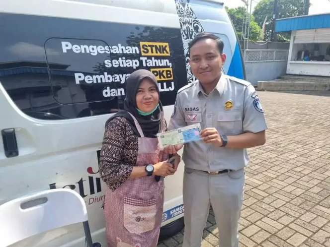 
					Samsat Keliling Bekasi Hadir di Tengah Kemeriahan Pesta Rakyat Jatimulya