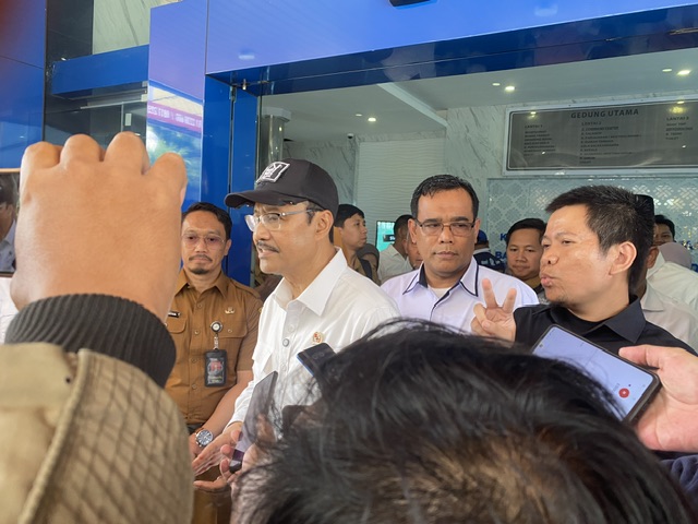 Mensos Tinjau Sekolah Rakyat, Kebutuhan Siswa Rampung November 2025