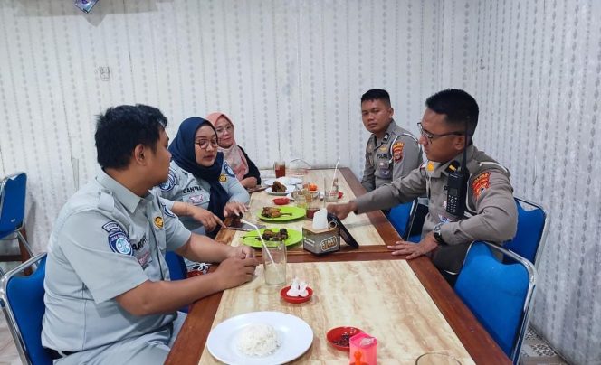 
					Upaya Keselamatan Lalu Lintas, Jasa Raharja Cabang Cirebon Gelar Forum Lalu Lintas dan Angkutan Jalan (FLLAJ) di Polres Cirebon Kota