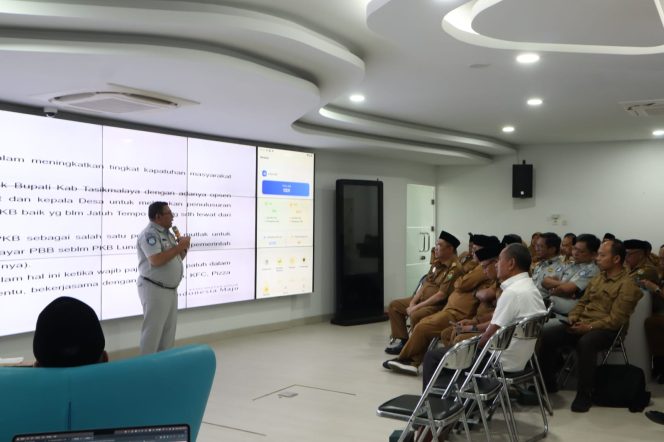 
					PT Jasa Raharja Tasikmalaya Bersama P3D Wilayah Kota Tasikmalaya Hadiri Rapat Pimpinan di Command Center