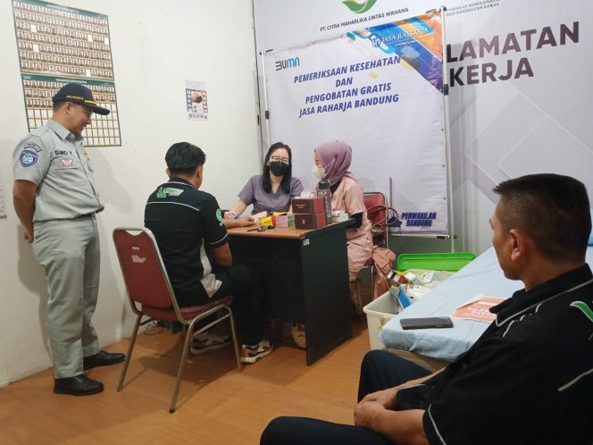 
					Jasa Raharja Bandung Hadirkan Pemeriksaan Kesehatan dan Pengobatan Gratis  di Pool Lintas Shuttle Travel