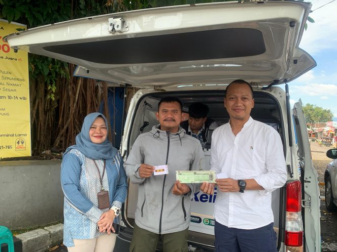 
					Apresiasi Taat Pajak, Tim Pembina Samsat Kota Sukabumi Bagikan Voucher Merchant