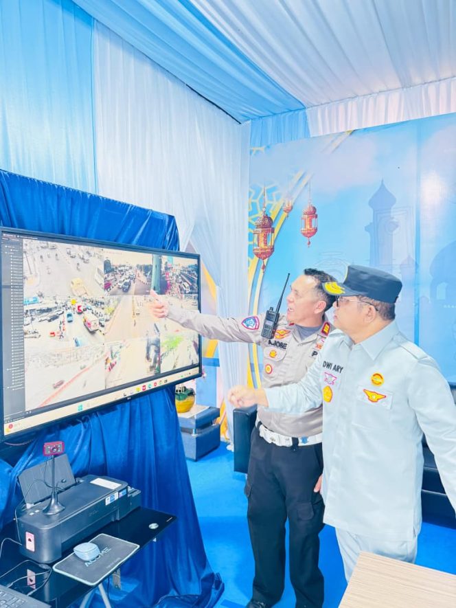 
					Direktur Keuangan Jasa Raharja Apresiasi Kesiapan Fasilitas Layanan di Pos Gedung Juang Bekasi