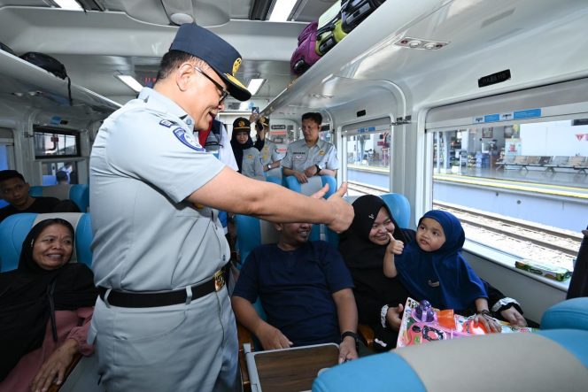 
					Jasa Raharja Berangkatkan Ribuan Pemudik dari Stasiun Pasar Senen Jakarta melalui Program Mudik Gratis BUMN 2026