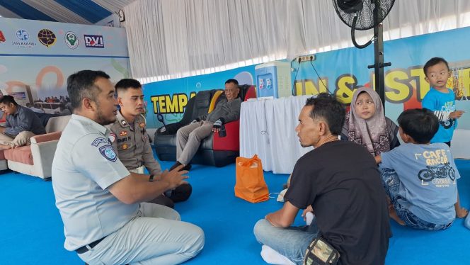 
					Sinergi Jasa Raharja Purwakarta & Polres Subang Pos Check Point Hadir di Sukasari dan Patokbeusi