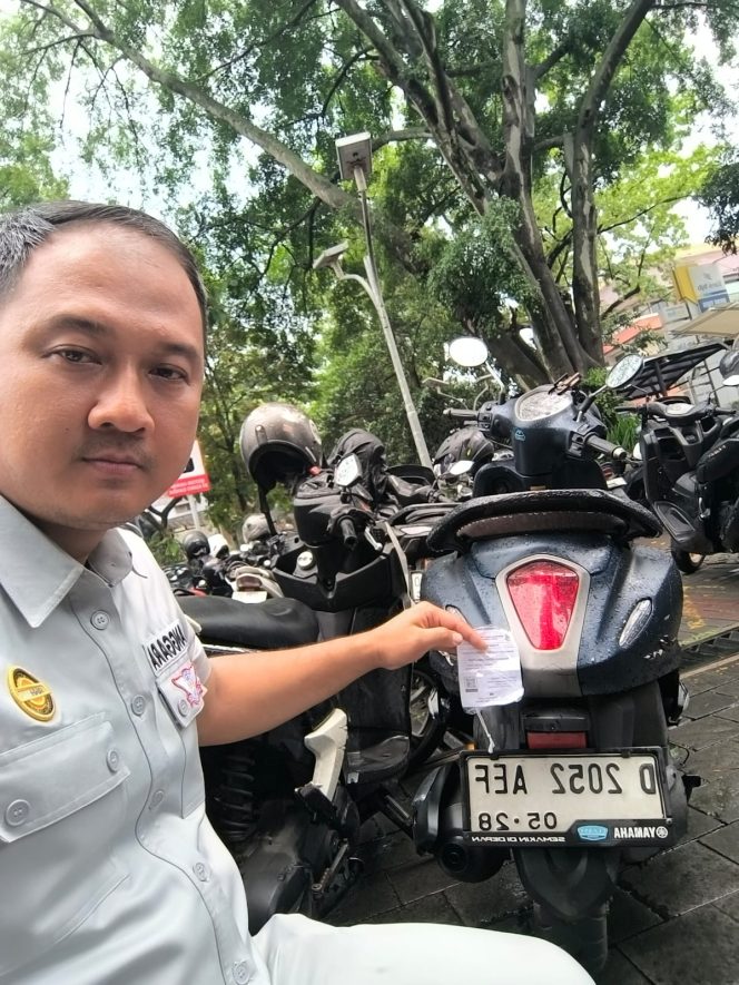 
					Jasa Raharja Cabang Bandung Melaksanakan Pendataan Kendaraan Bersama Mitra Terkait