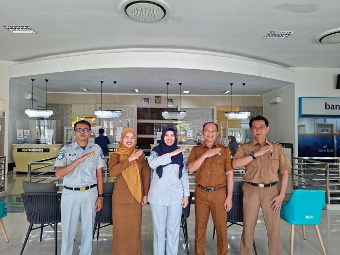 
					Jasa Raharja Indramayu dan Bapenda Perkuat Sinergi Tingkatkan Kepatuhan Pajak Kendaraan Bermotor dan Keselamatan Lalu Lintas