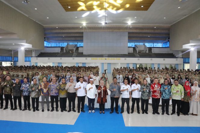 
					Rektor IPDN Sebut Para Praja Siap Hadapi Aneka Tantangan Globalisasi