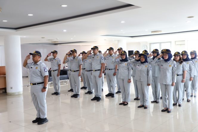 
					Peringati Hari Lahir Pancasila 2026, Jasa Raharja Jawa Barat Teguhkan Peran Pancasila sebagai Pemersatu Bangsa dan Fondasi Perdamaian Dunia