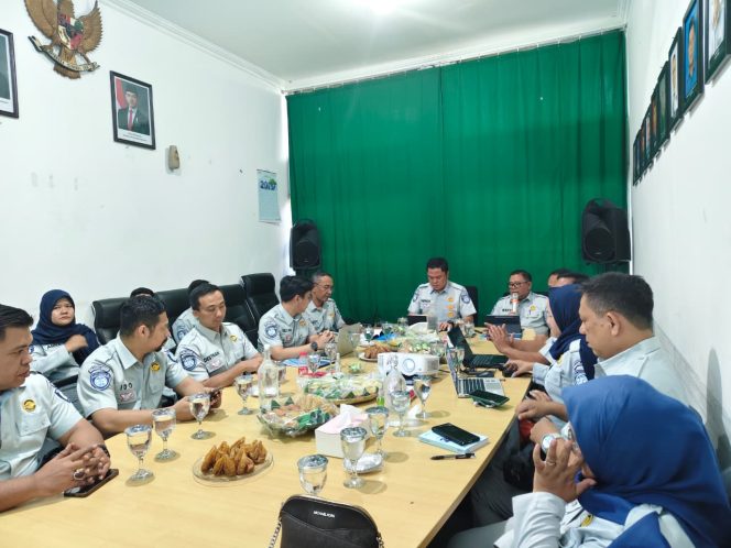 
					Kegiatan Pembinaan di Cabang Tasikmalaya, Perkuat Kinerja dan Tingkatkan Kualitas Pelayanan
