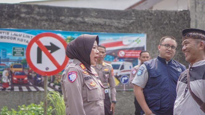 
					PT Jasa Raharja (Persero) Cabang Bogor Hadiri Kegiatan Penilaian Kampung Tertib Lalu Lintas dalam Mendukung Budaya Keselamatan