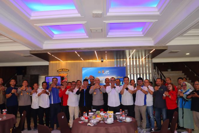
					Polda Jabar dan Serikat Buruh Memperkuat Sinergi demi Menjaga Kamtibmas dan Kesejahteraan Pekerja