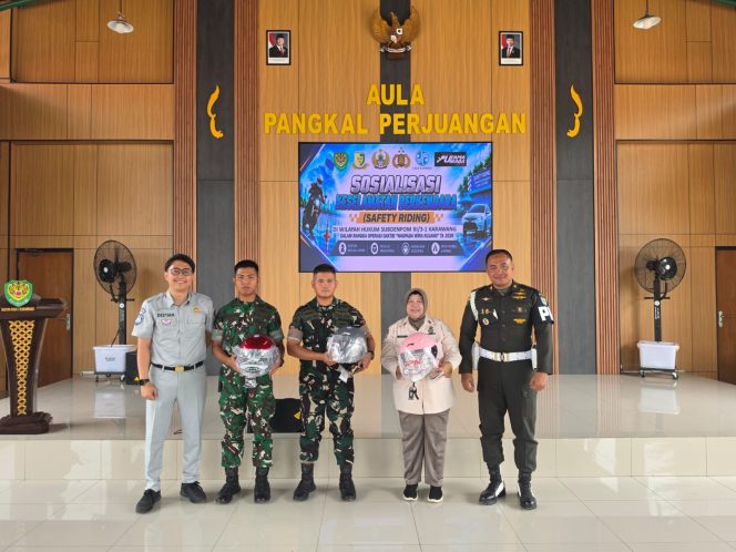 
					Jasa Raharja Karawang Sosialisasikan Safety Riding dan Kepatuhan Pembayaran Pajak Kendaraan Bermotor di Subdenpom Karawang