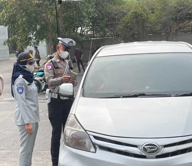 
					Jasa Raharja Bersama Tim Pembina Samsat Kabupaten Bandung II Soreang Gelar Operasi Gabungan di Area PT. Venamon Katapang Kabupaten Bandung