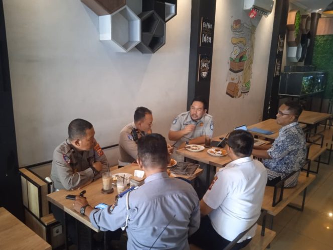 
					Jasa Raharja Bersama FLLAJ Purwakarta Perkuat Kolaborasi, Fokus Tekan Fatalitas Kecelakaan Lalu Lintas