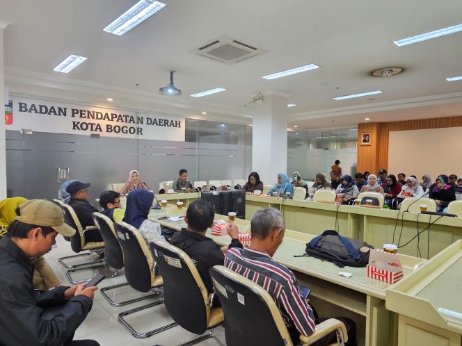 
					Jasa Raharja Bogor Sinergitas Optimalisasi Penelusuran KTMDU dan KBMDU melalui Rapat Evaluasi Samsat Kota Bogor