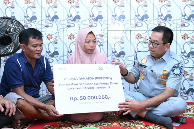 
					Jasa Raharja Terus Bergerak, Tiga Ahli Waris Korban KM Virgo Terima Santunan di Jawa Timur