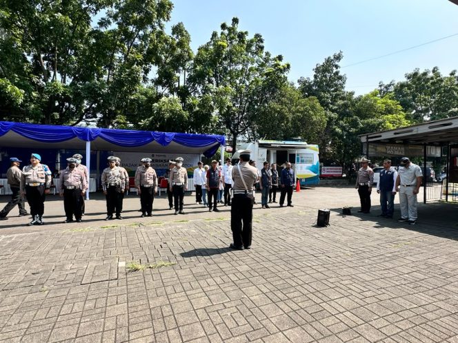 
					Berikan Kemudahan dan Keuntungan Bagi Wajib Pajak, Kolaborasi Jasa Raharja Bandung Bersama Tim Pembina Samsat Soekarno Hatta Gelar Pemeriksaan PKB dan SWDKLLJ
