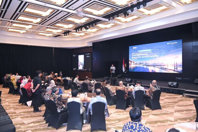 
					Hadapi Tantangan Ekonomi 2027, Jasa Raharja Perkuat Strategi Keberlanjutan Bisnis melalui Economic Insights